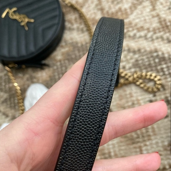 Authentic YSL Grain de Poudre Crossbody Round Camera Bag - Picture 6 of 9